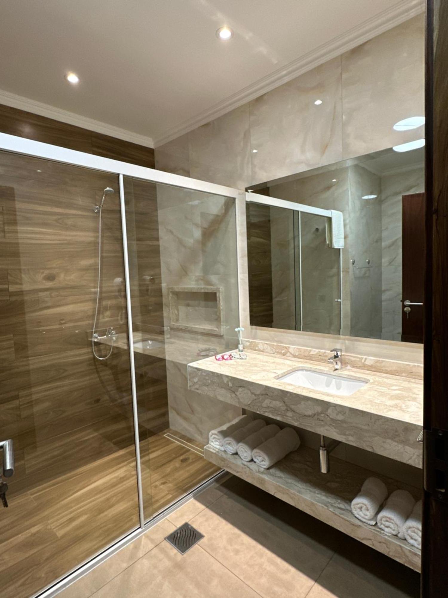 Parque Hotel Manantial Hohenau Екстер'єр фото