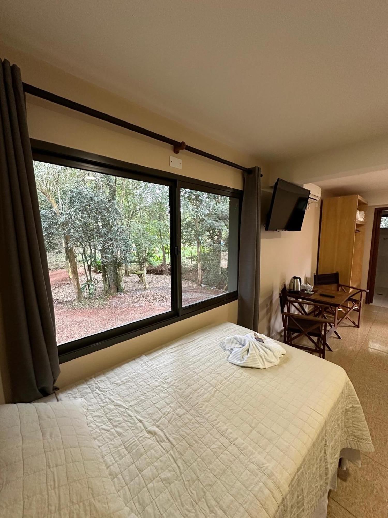 Parque Hotel Manantial Hohenau Екстер'єр фото