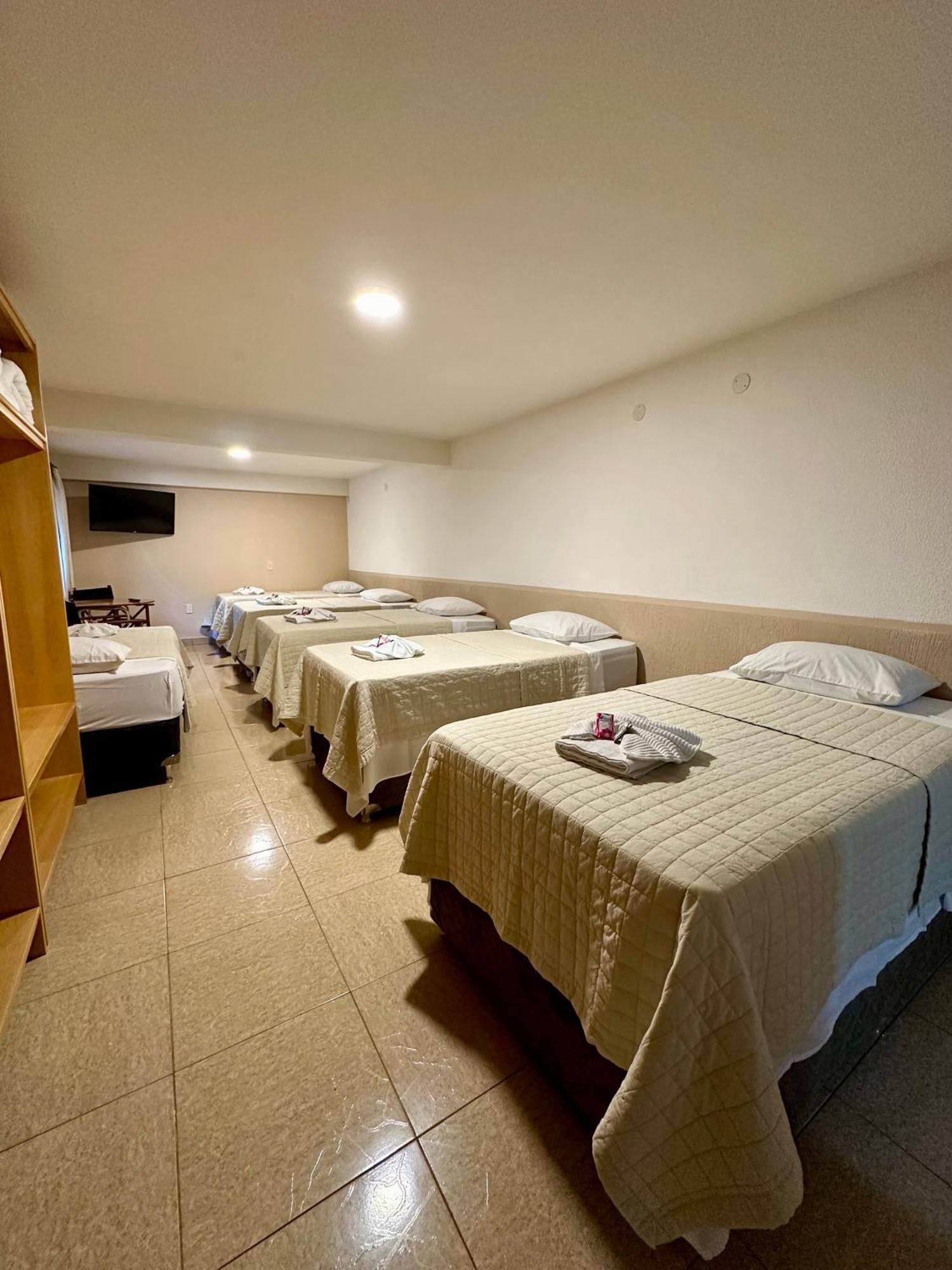 Parque Hotel Manantial Hohenau Екстер'єр фото