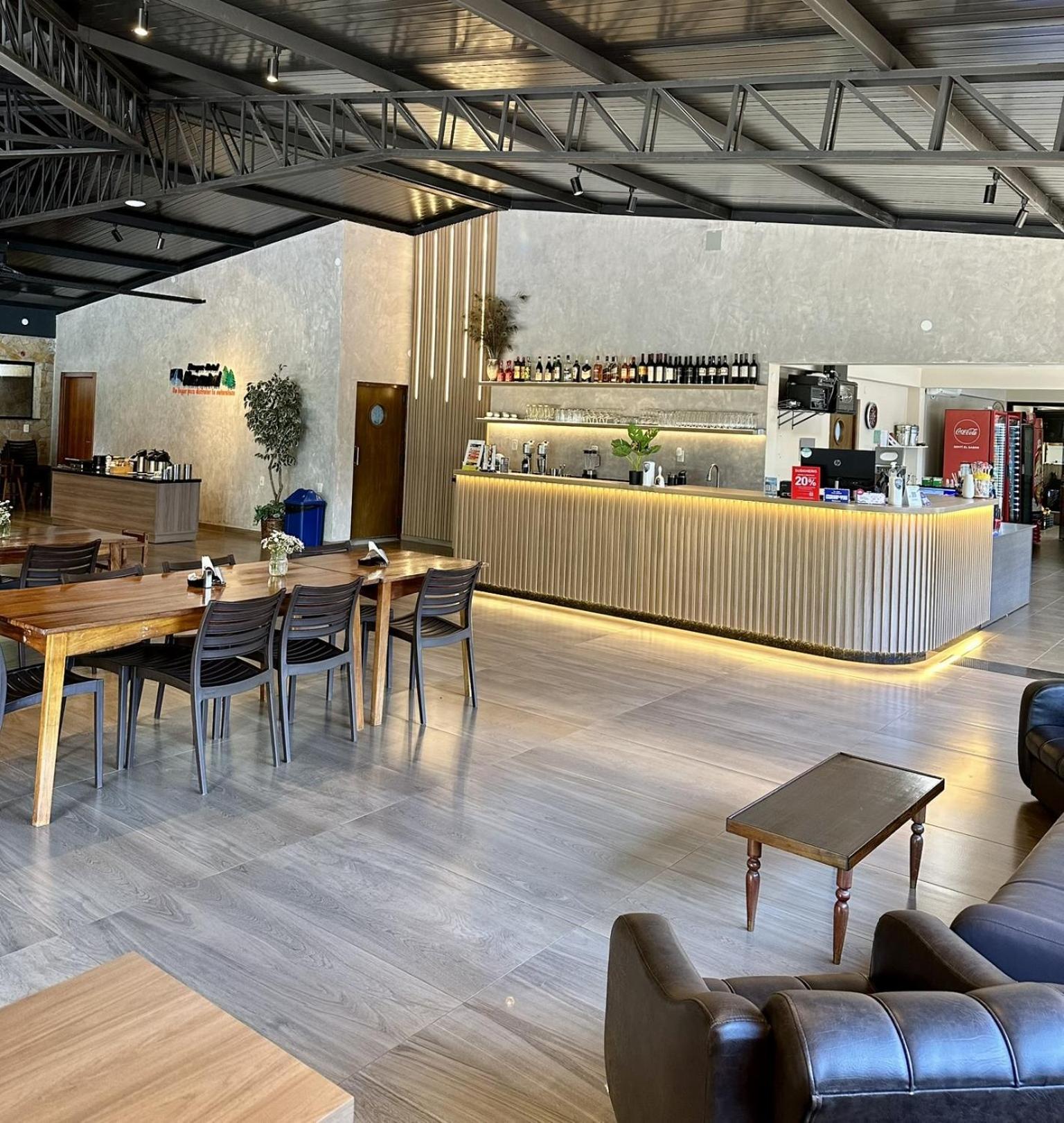 Parque Hotel Manantial Hohenau Екстер'єр фото